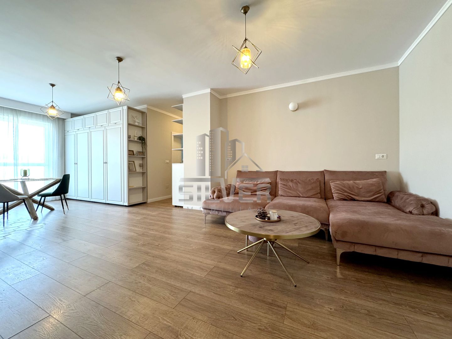 Apartament ultrafinisat/parcare/5 minute de Vivo Mall. - Poză 7