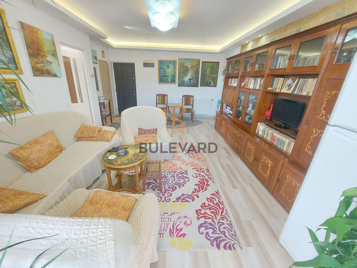 Apartament cu 3 camere, zona Terra! - Poză 5