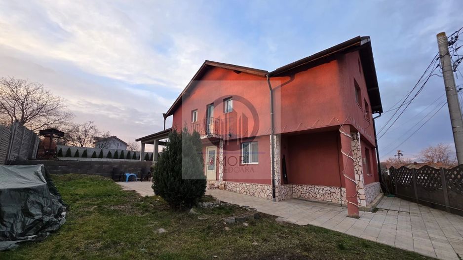 Casa moderna cu etaj si piscina, terasa si teren 700 mp – Simeria, HD - Poză 2