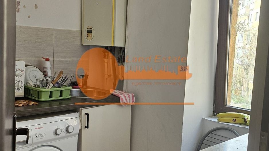 Garsoniera Gorjului (550m metrou-2008-Parcare ) - Poză 4