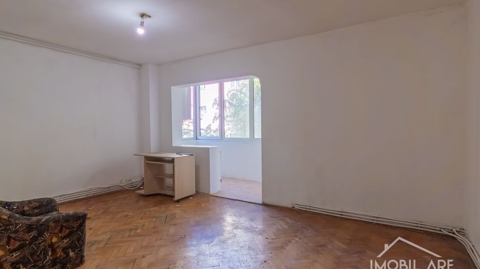 Apartament cu 4 camere - Poză 5