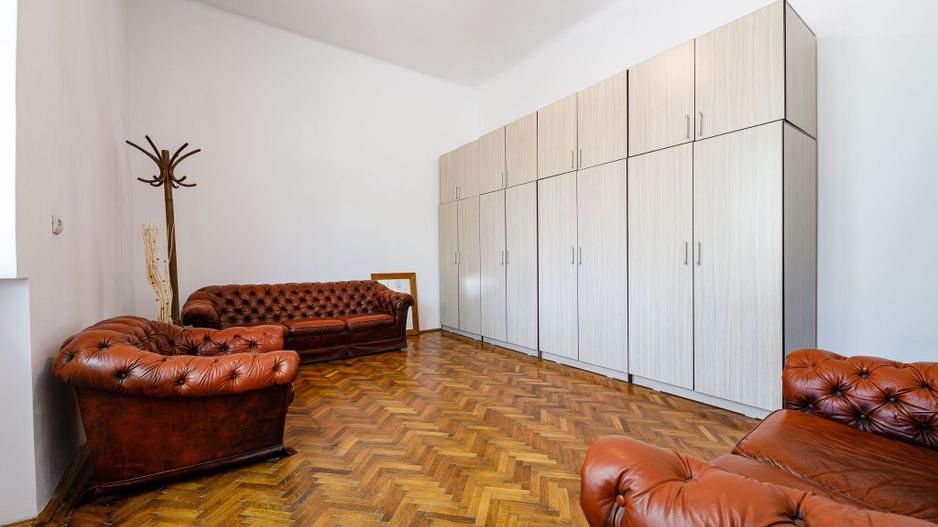 INCHIRIAT - Spatiu birou cu terasa proprie | P-ta Maria | Curte & Depozitare - Poză 4