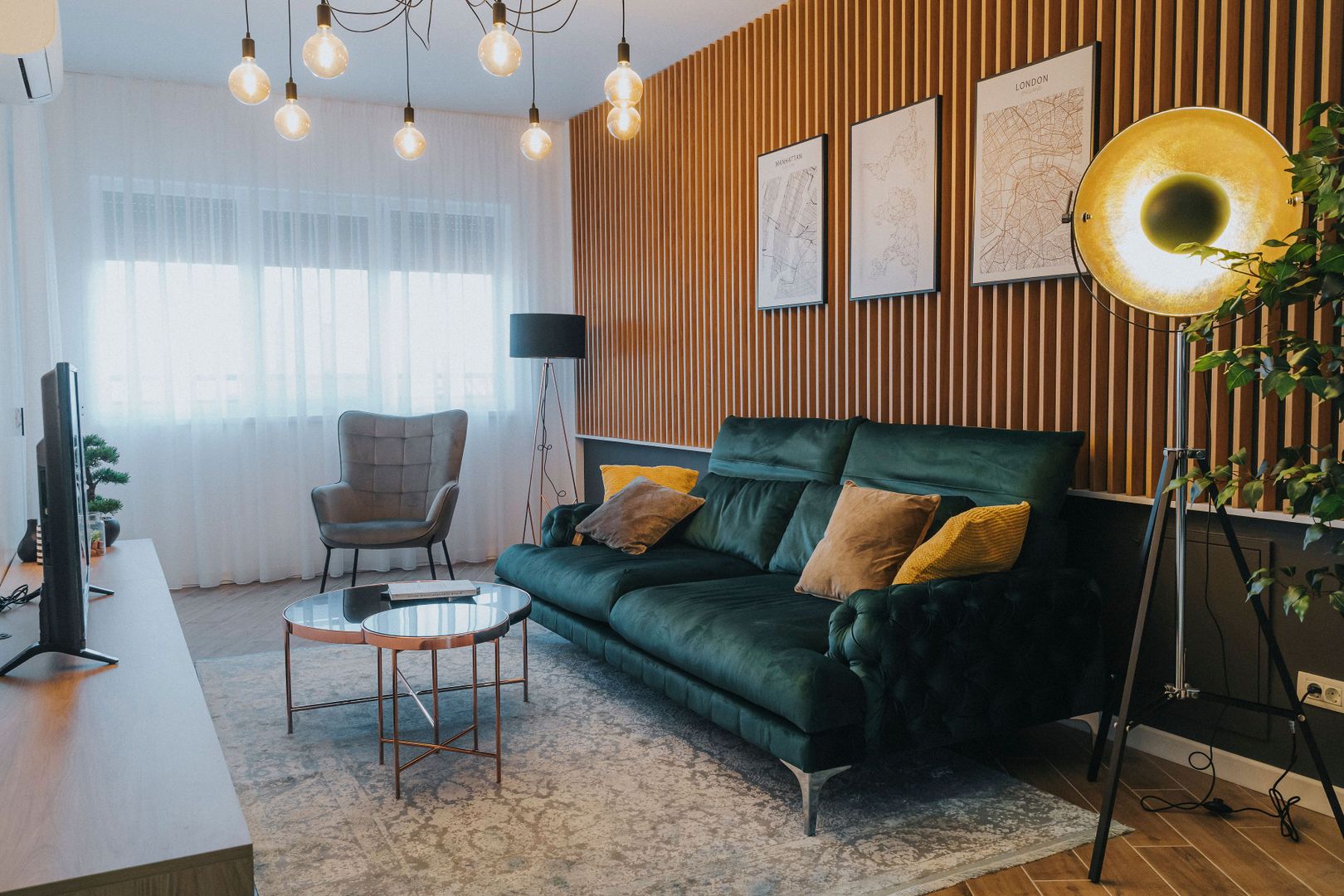 2 camere, ultracentral, Oradea. 185 000 E + TVA. Comision 0 - Poză 14