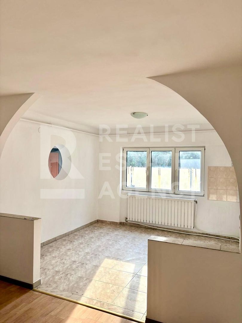 Vânzare duplex, 5 camere, zona Lipovei - Poză 2