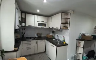APARTAMENT DE VANZARE IN SIRET – 4 camere | Etaj 1 - Poză 13