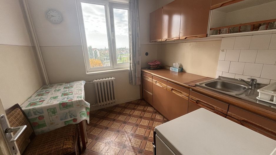 Decomandat in zona Dambovita - Poză 5