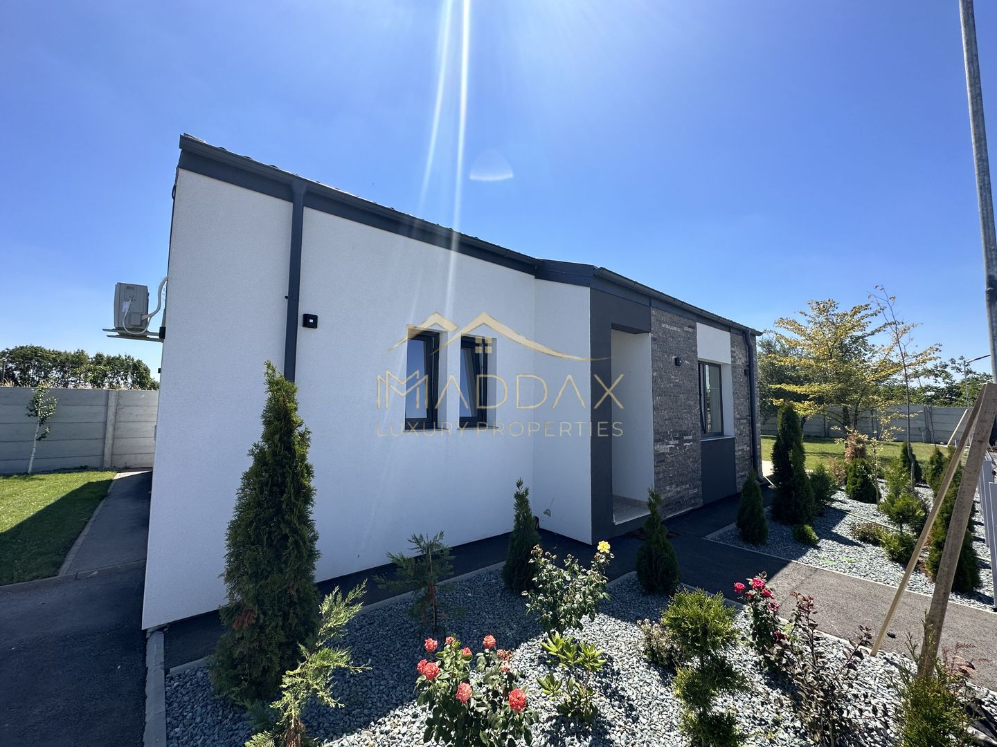 ***CASA SMART****INDEPENDENTA ENERGETIC _Teren 492MP//CORBEANCA - Poză 3