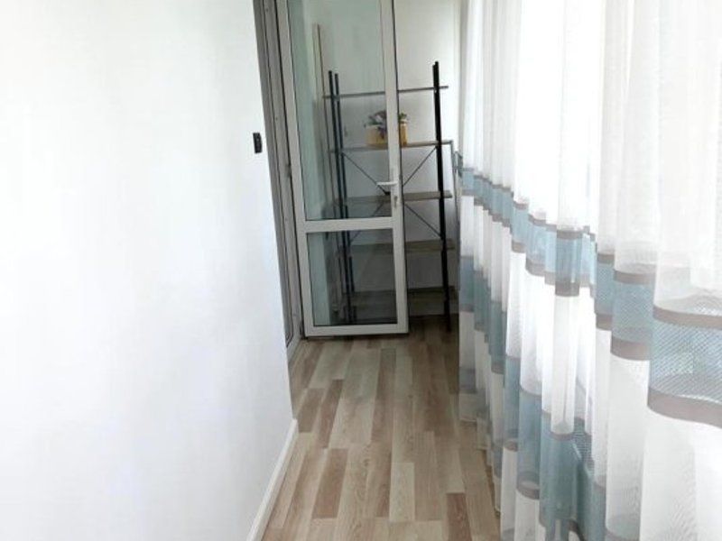 Apartament cu 3 camere, mobilat si utilat, etaj 1 -zona Tiglina 3 - Poză 5