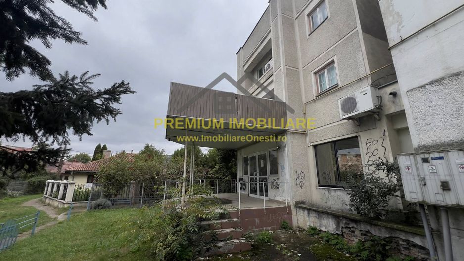 CLADIRE DE BIROURI - Poză 2