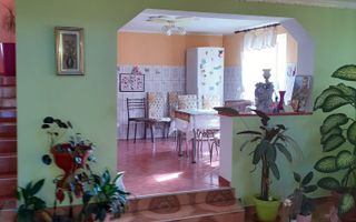 Casă spațioasă I 6 camere I Teren 845 mp I Zonă de Case I Priveliște Superbă - Poză 4