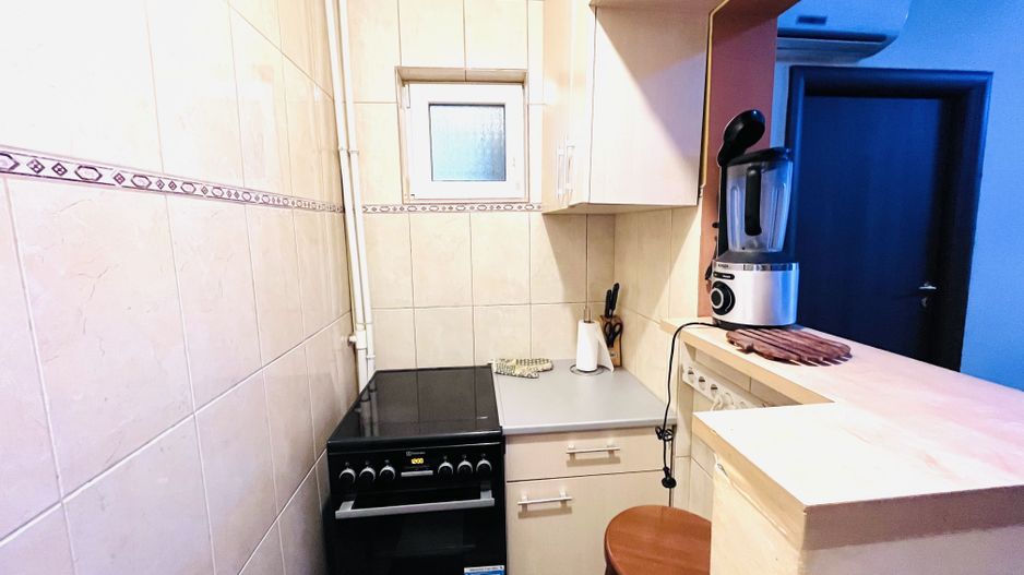 APARTAMENT 3 CAMERE RENOVAT BLOC 1978 - Poză 7