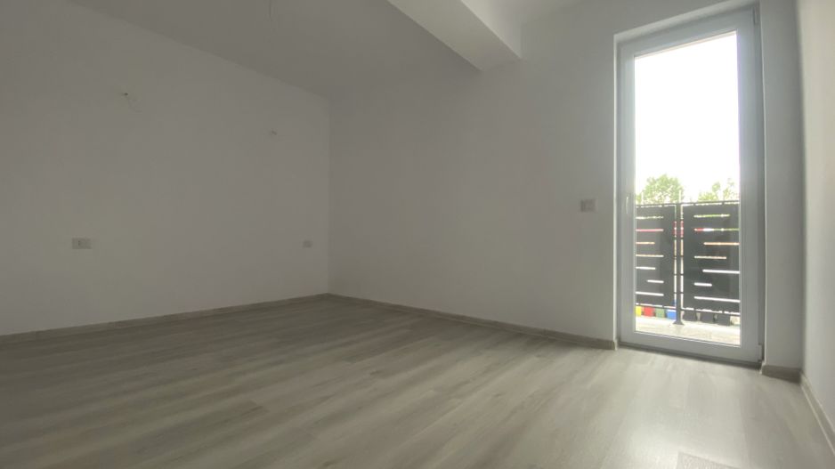 Vanzare apartament cu 3 camere - bloc nou - zona Sideco - Targoviste - Poză 5