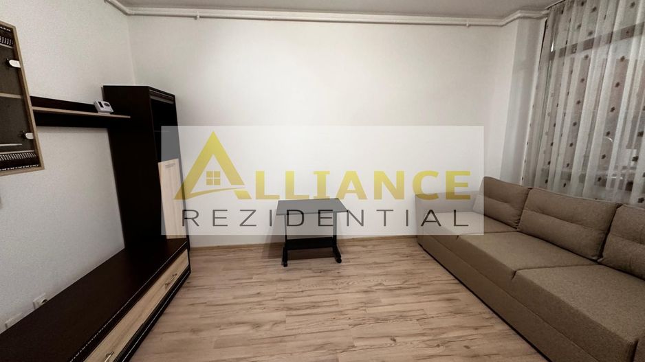 De inchiriat apartament 2 camere 10 minute de metrou - Poză 2