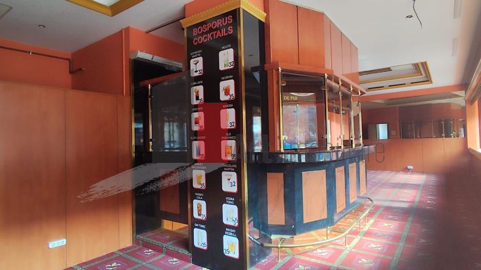 Spatiu comercial Piata Unirii-Rond Cosbuc, trafic pietonal - Poză 3