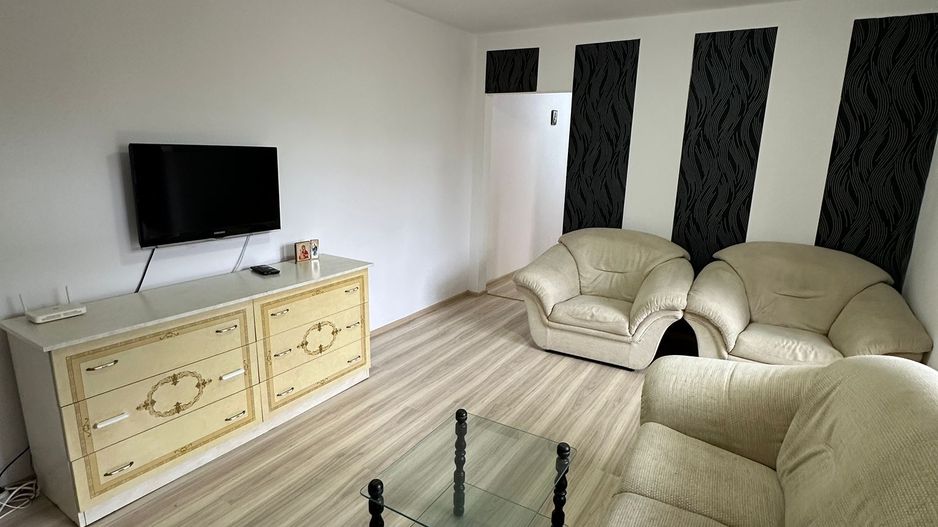 Apartament 3 camere Bulevardul Alexandru Obregia - Poză 1