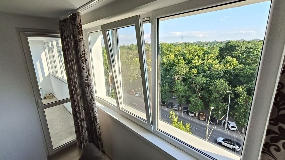 💎 De Închiriat: 2 Camere Modern –Locație Premium, Tineretului Vis-a-vis de Parc - Poză 2