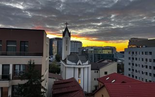 Închiriez apartament luminos , 72 mp, cu parcare subterană – Aviatiei, - Poză 1