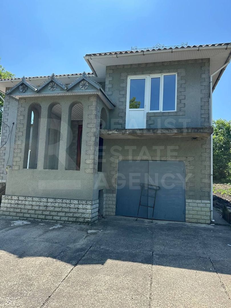 Vânzare 2 case pe un teritoriu, situată pe satul. Marandeni. - Poză 2