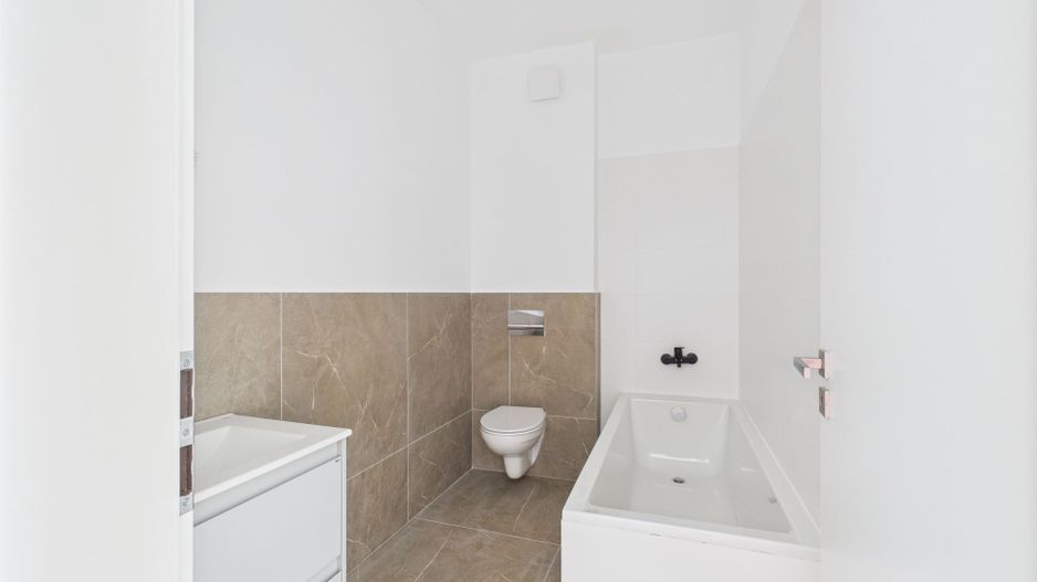 Apartament 3 camere , 2 băi , zona Freidorf - Poză 12