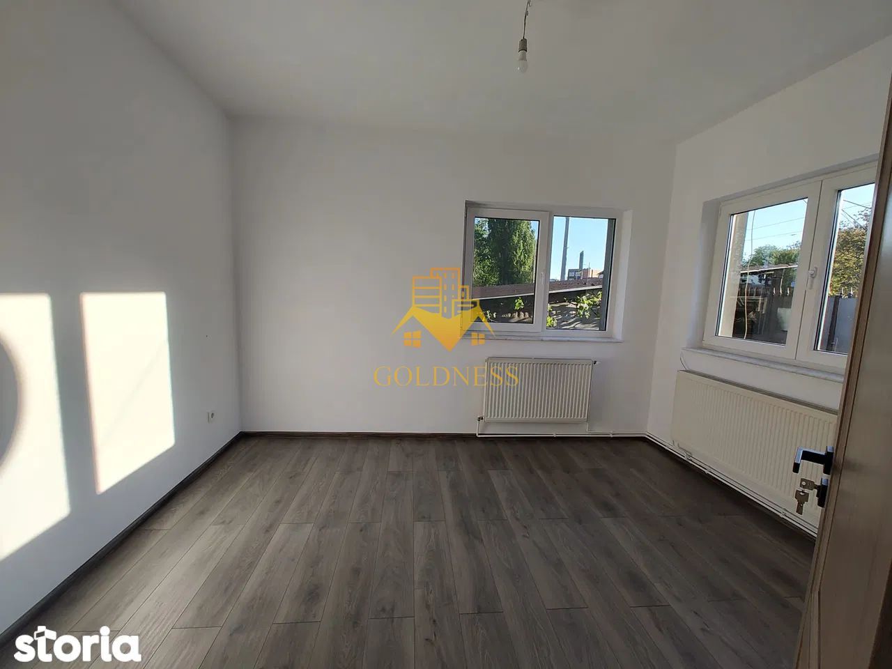 Casă de închiriat, 5 camere, 150 mp curte , parcare, Parcul Armătura - Poză 1