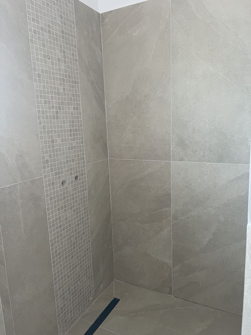 Jumătate de duplex premium, 120 mp utili, teren 256 mp, garaj și 3 dor - Poză 15