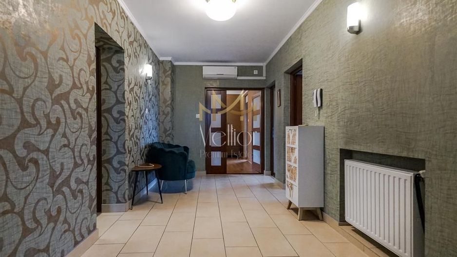 ?** Apartament modern si spatios cu 4 camere panorama Gruia ** - Poză 19