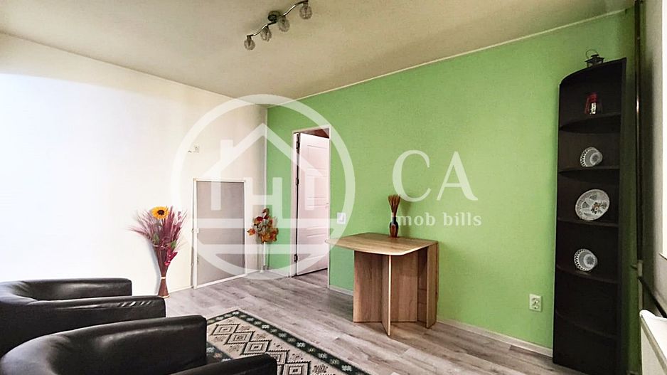 Apartament cu 2 camere de vanzare in zona Rogerius, Oradea - Poză 1