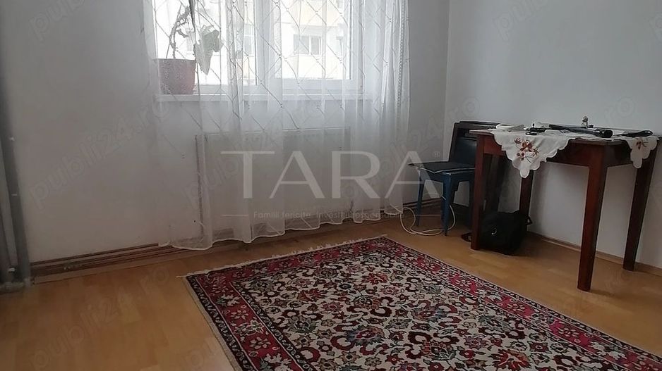 Apartament 2 camere, decomandat, zona Minerva, centrală proprie. - Poză 1