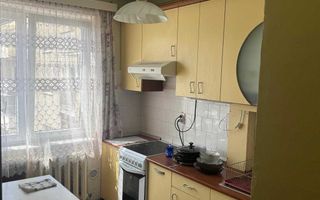 4 camere+ Garaj– Bd. Unirii | 80 mp | Etaj 3 | 2 băi | 2 balcoane - Poză 2