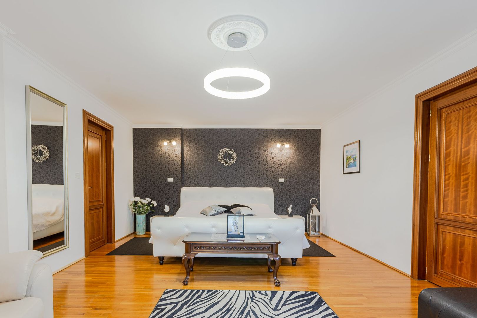 Oportunitate! Proprietate pretabilă pentru Investiție - Poză 7