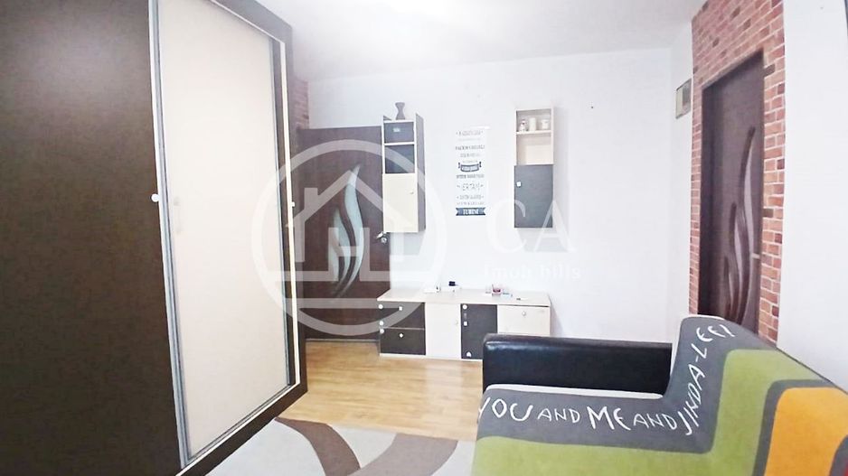 Apartament cu 2 camere de vanzare in zona Rogerius, Oradea - Poză 2
