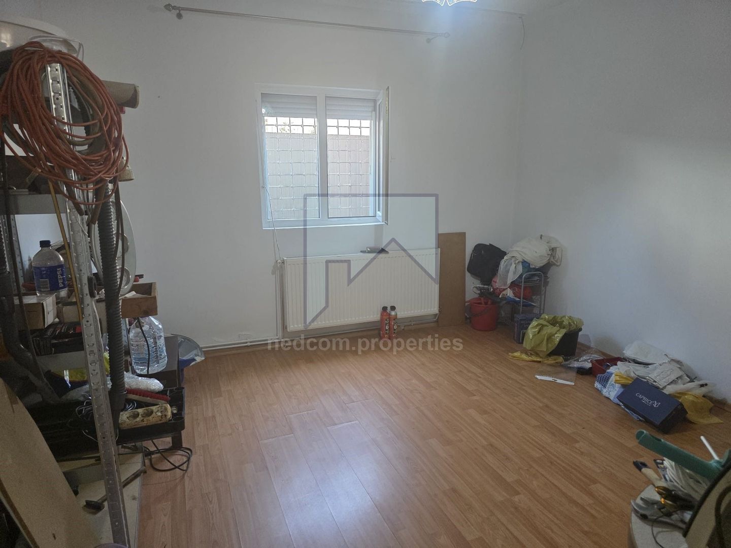 Casă de vânzare - Oraș Pantelimon - 2 camere - curte proprie - Poză 2