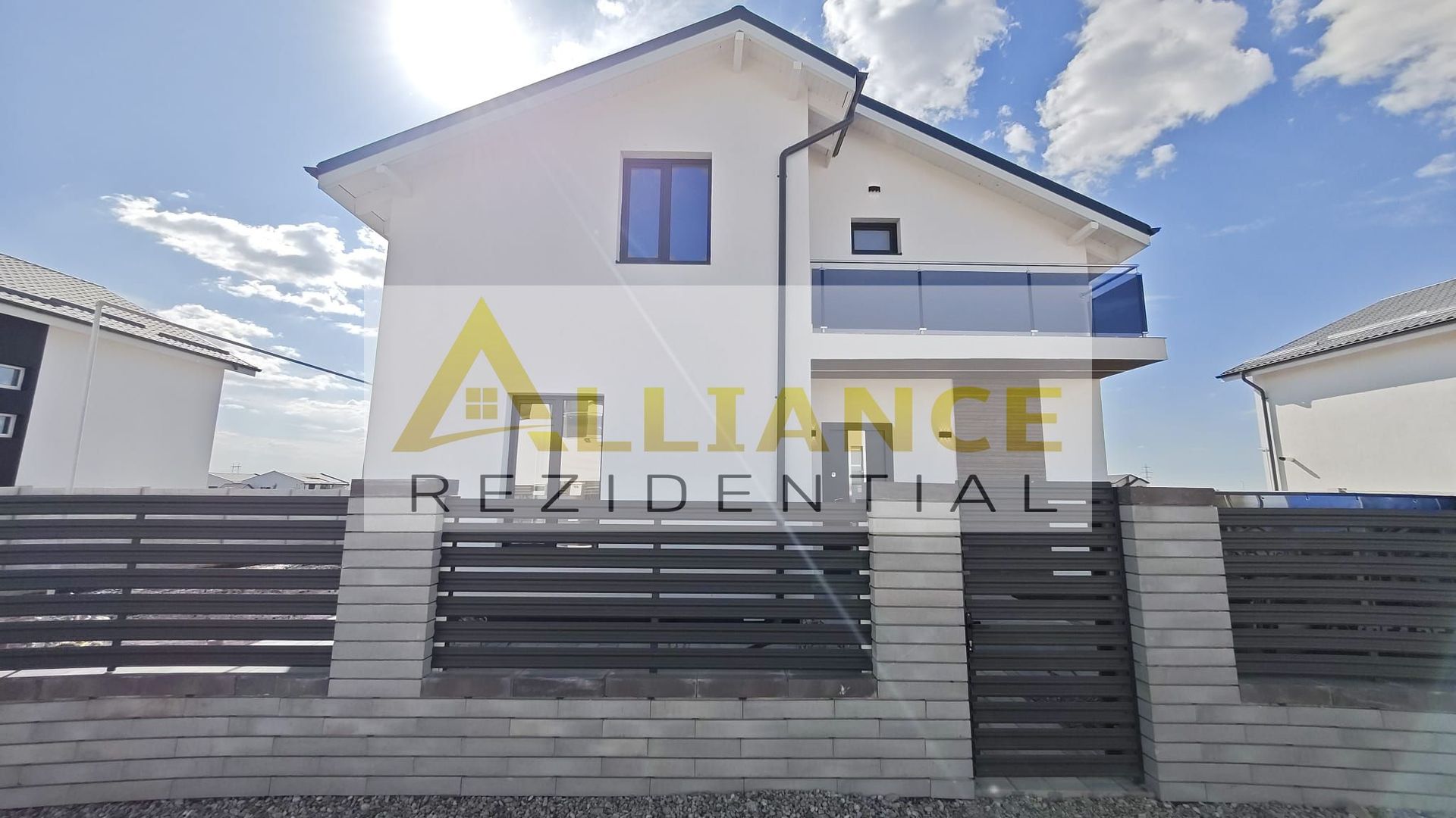 Casa moderna cu mansarda | 4 camere | Teren 390 mp - Poză 2