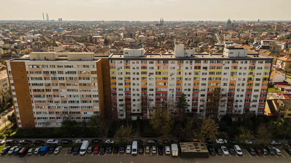 Vandut - Olimpia - Complex | 3 camere, modificat, 67 mp | Partial renovat - Poză 3