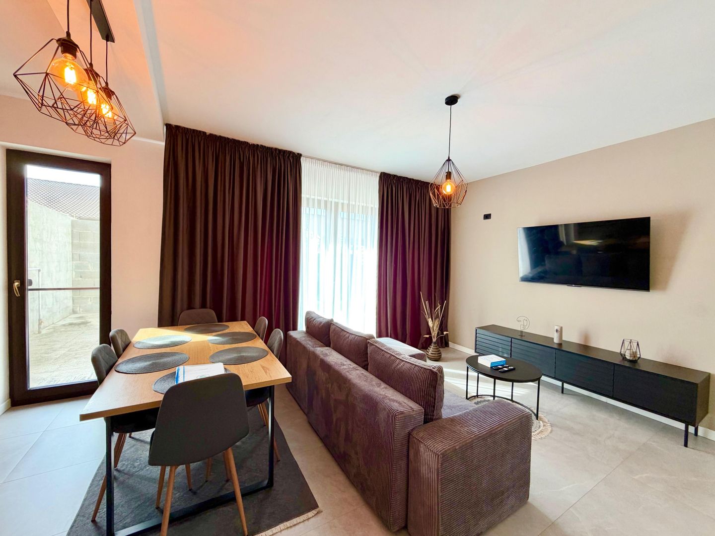 Casă tip duplex - 4camere - mobilata si utilata - Zona Est - Timisoara - Poză 5