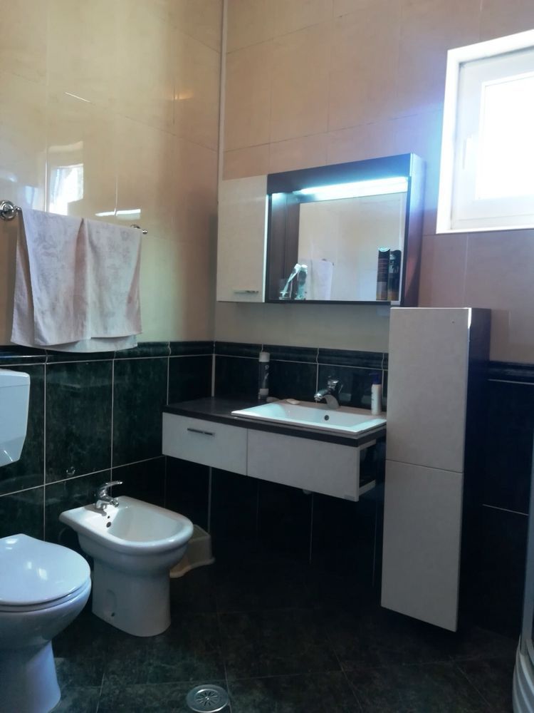 casa Damaroaia Pajura - Poză 6