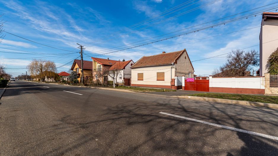 Casă cu teren 846 mp Micalaca, Strada Lipovei. Ocazie rară! - Poză 1
