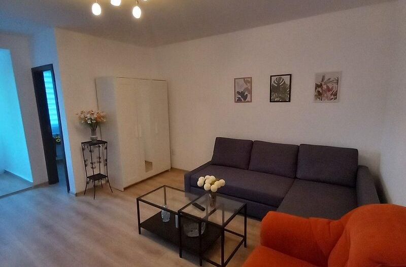 GARSONIERA APARATORII PATRIEI, METROU 11 MINUTE, BUCATARIE INCHISA - Poză 1