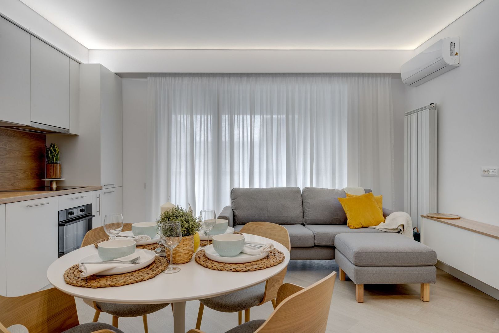 Apartament 2 camere splendid, prima inchiriere, Cortina North Pipera - Poză 7