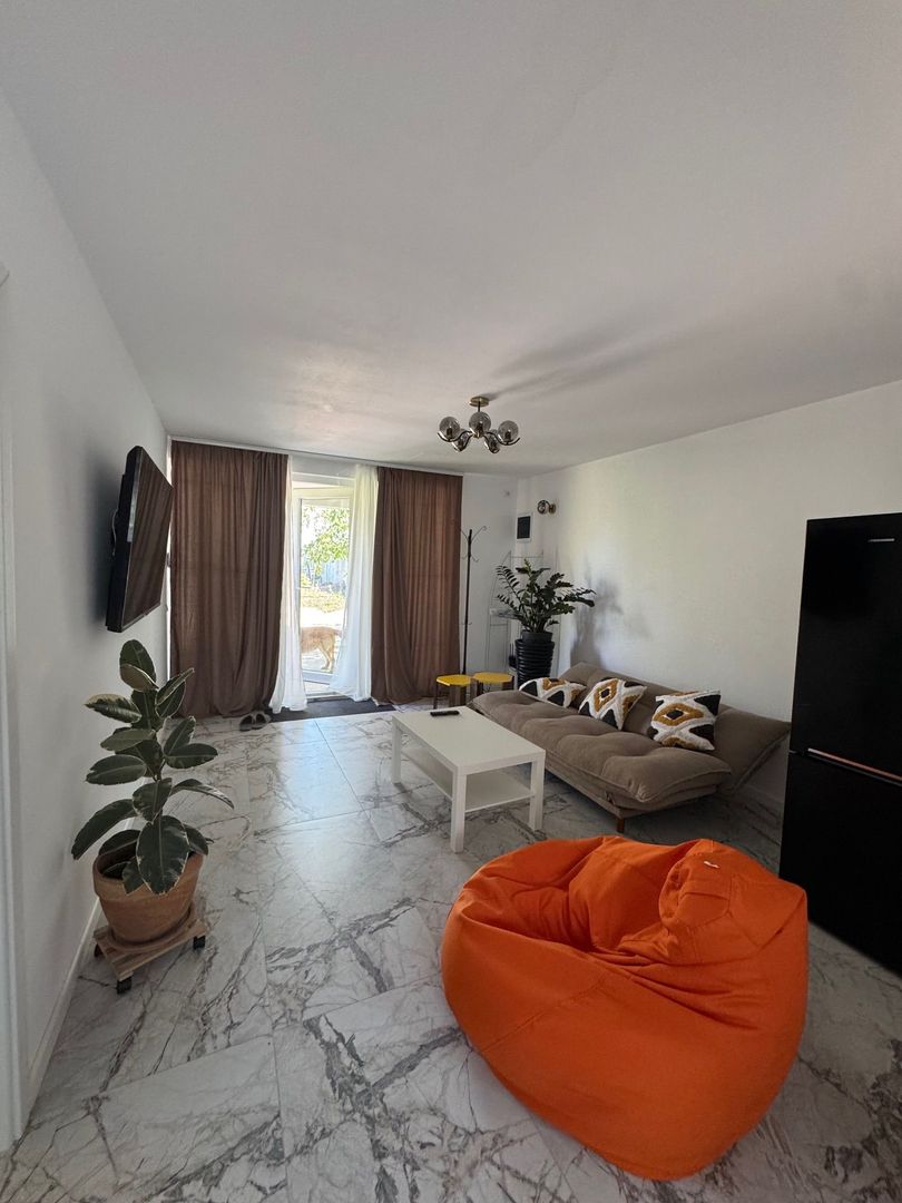 PRIMA CHIRIE, Casa pe parter, 3 camere, 70m2, 23 AUGUST - Poză 8