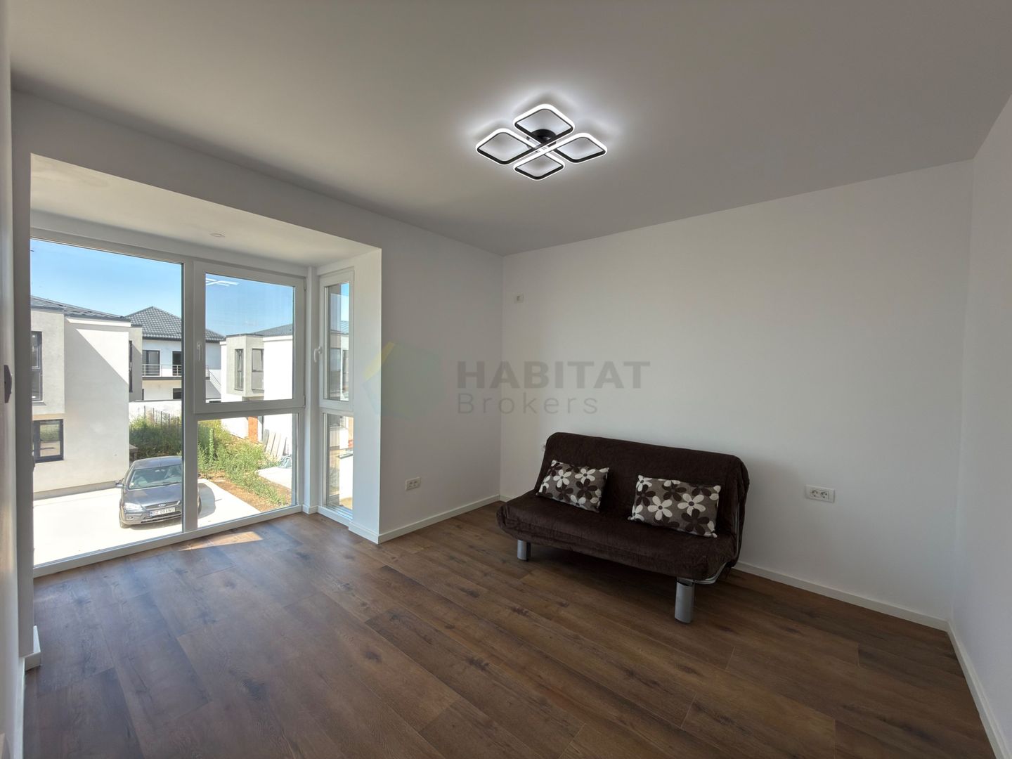 Vilă de închiriat în Tunari – 4 camere | curte proprie | disponibilă imediat - Poză 12