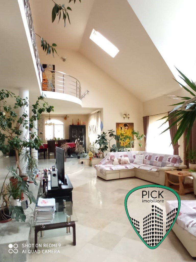 P 1097 - Casă cu 7 camere în jud. Mureș, Sângeaorgiu de Mureș - Poză 3