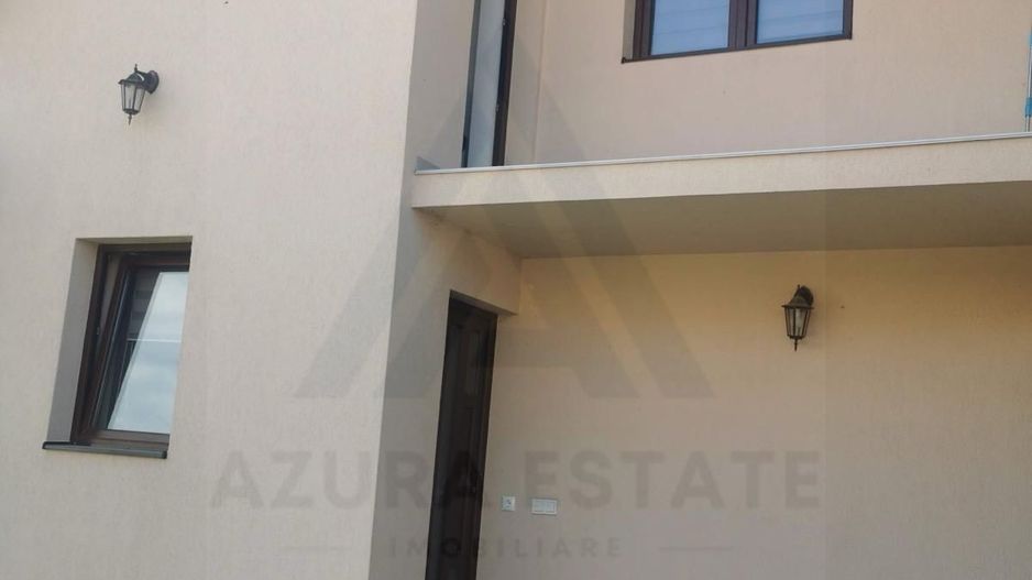 Casa renovata 3 camere teren liber 1250 mp grădină 1400 mp in Colun - Poză 22