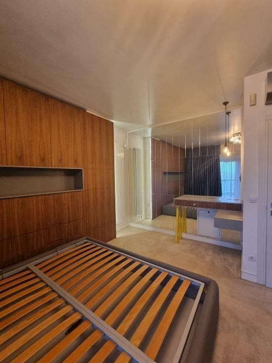 Apartament 6 camere, gradina privata - Poză 11