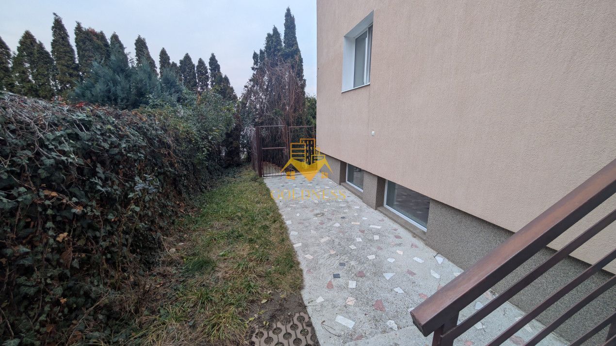 Casa/Spatiu de birou,Andrei Muresanu, 9 Camere,10 Parcari,Curte 2000mp - Poză 33