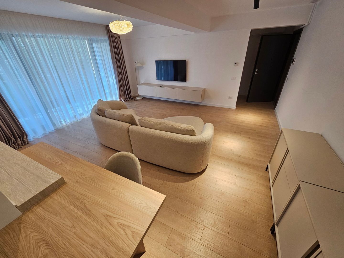Apartament Nou 3 Camere de Închiriat - Iancu Nicolae, 95 m, LUX - Poză 9