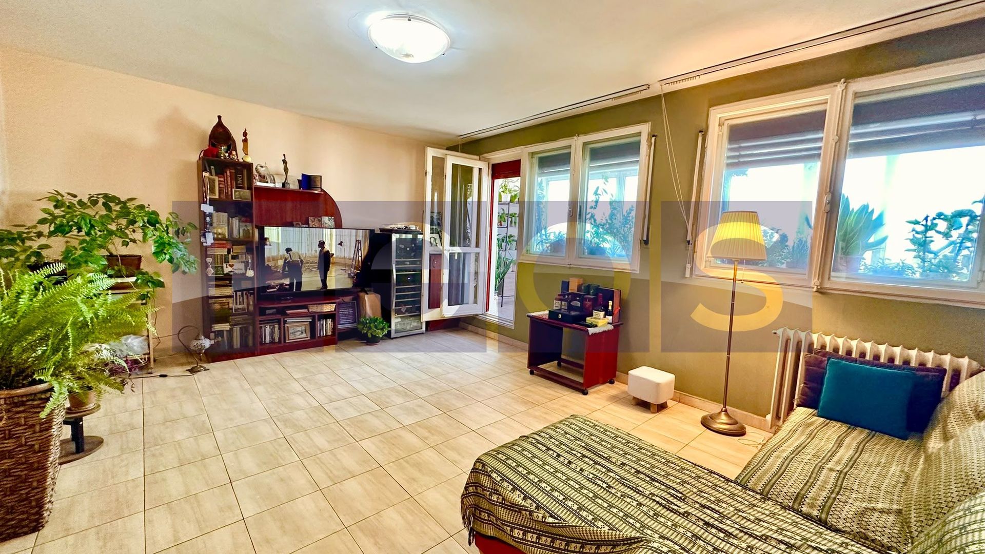 VANZARE 2 CAMERE SEMIDOROBANTI DOROBANTI - Poză 3