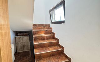 Casa de vanzare parter+etaj / 7 camere/ 1550mp teren+ 240mp utili+garaj / Dancu - Poză 10
