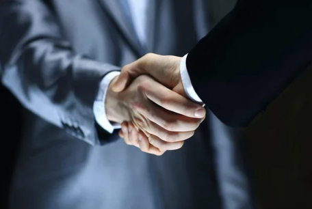 
    Negocieri și asistență financiară
  