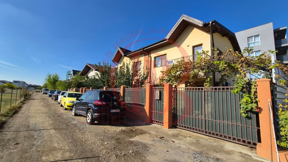 Casa Mobilata 4 camere Panouri Fotovoltaice Theodor Pallady - Poză 1